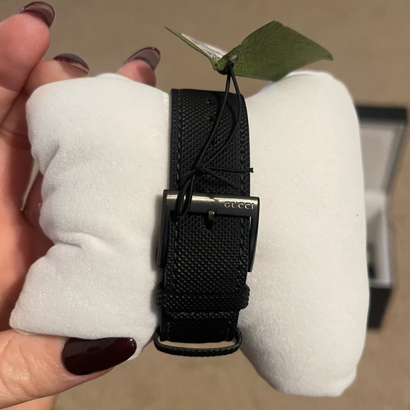 🌟NWT🌟 MENS BLACK GUCCI WATCH - Picture 7 of 9